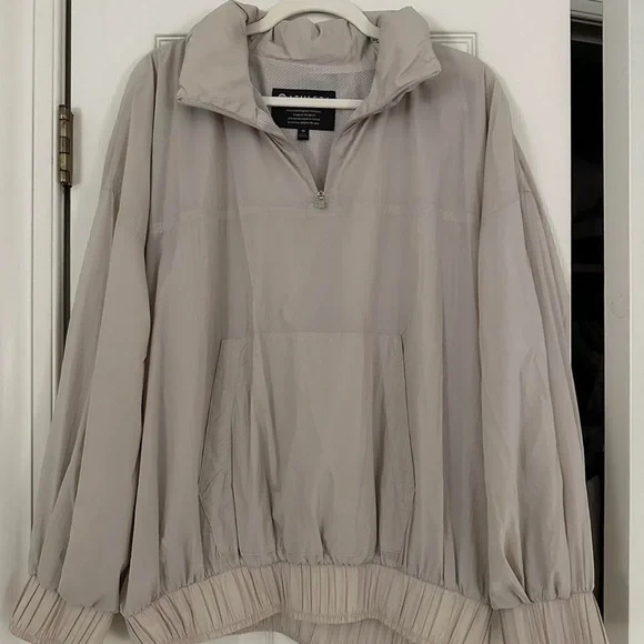 Bomber jacket - Picture 2 of 3